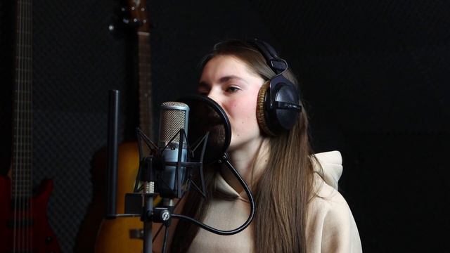 DEMO - солнышко (cover by Patricija Miliun) смотреть онлайн