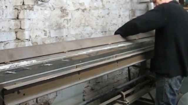 МОЙ САМОДЕЛЬНЫЙ ЛИСТОГИБ РУЧНОЙ ОРИГИНАЛЬНЫЙ ГНЁТ НИ ТОЛЬКО ЖЕСТЬ НО И МЕТАЛЛ ПО ТОЛЩЕ смотреть онлайн