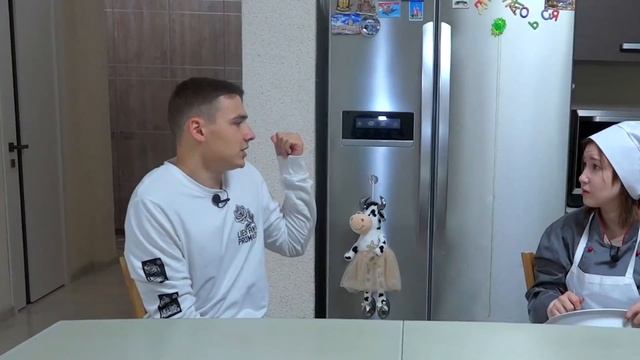 Кто Больше Заработает Денег за 24 Часа Челлендж ! смотреть онлайн