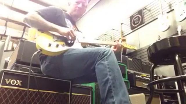 Clint Walker Guitars "DR52 Custom" 2017 смотреть онлайн