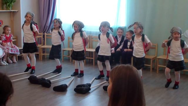 8 марта. Академия Монтессори. Часть 3 смотреть онлайн