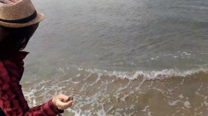 Как правильно кидать камушки в море