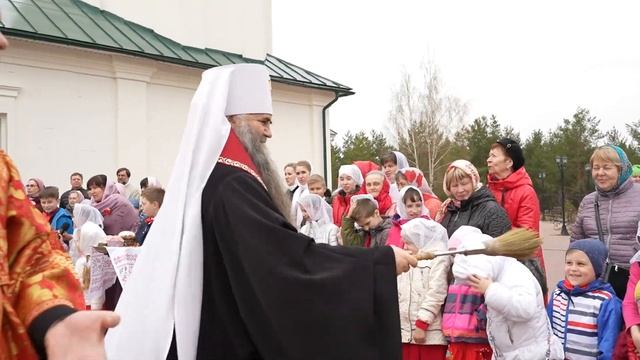 Освящение Воскресной школы при храме в честь Георгия Победоносца в Воскресенском благочинии смотреть онлайн