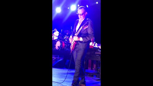 Joe Bonamassa LIVE At The Greek With The Norman's Rare Guitars Crew!!!