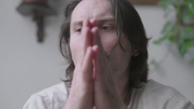 буктрейлер к книге "девушка в одиночку" смотреть онлайн