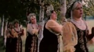 Сестры Фёдоровы - Бежит река.