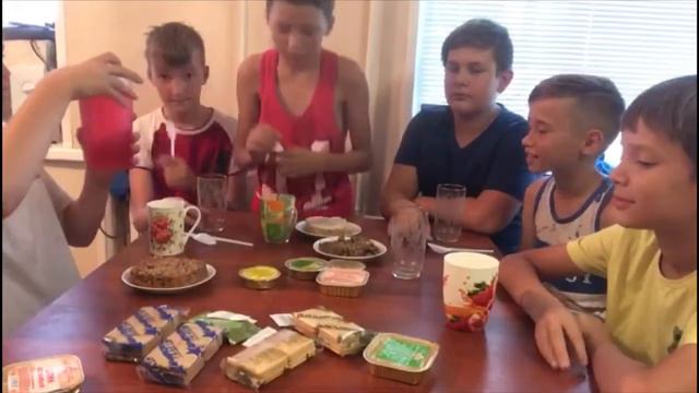 Обзор на сухой паёк или как весело провести время с мальчуганами) смотреть онлайн