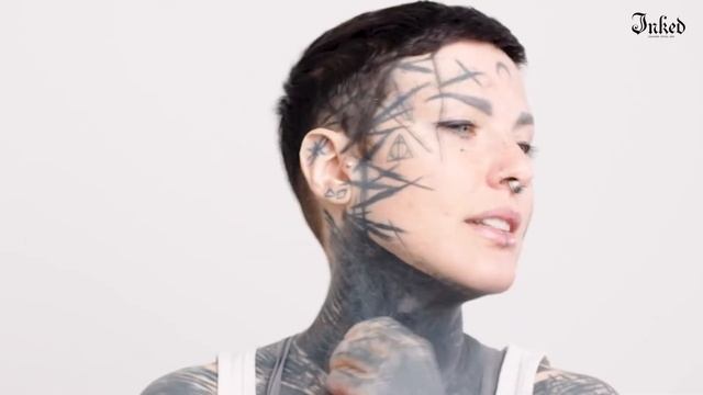 Закрасила все татуировки черным. Michela Bottin. Tattoo Tour смотреть онлайн