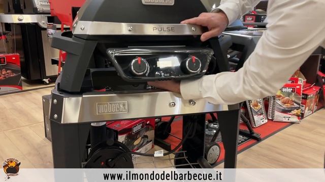 Recensione barbecue elettrico - Weber Pulse 2000 – Come si comporta con le cotture indirette? смотреть онлайн