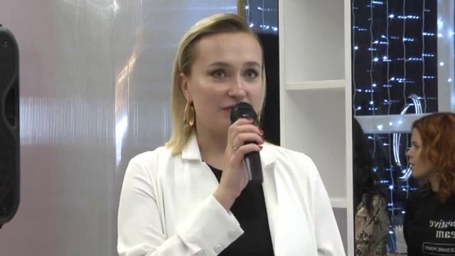 Новое модное пространство: в Муроме торжественно открылся «Cesare Ponti» смотреть онлайн