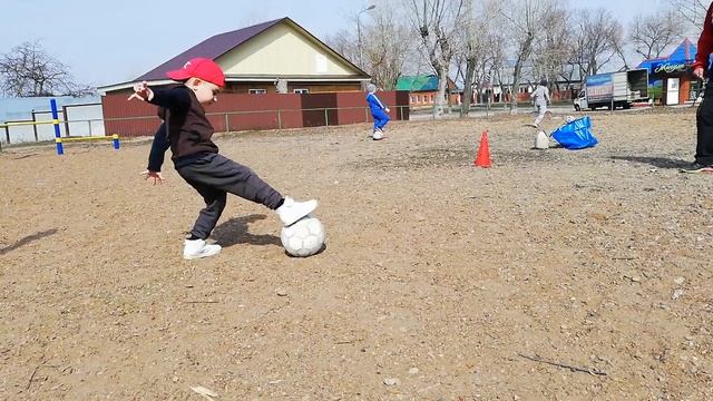 Дворовой футбол. Тренировка. Дети от 4,5 лет. смотреть онлайн