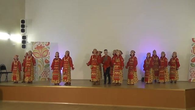 Россия, Москва, Московский городской творческий коллектив Ансамбль народной песни "Маков цвет" смотреть онлайн