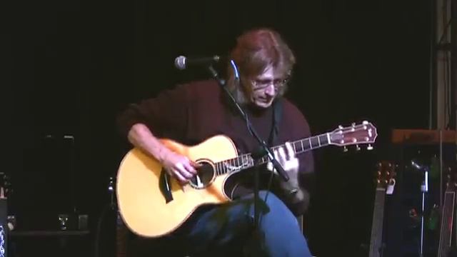 Doug Smith plays a Taylor Guitar at Portland Music Company смотреть онлайн