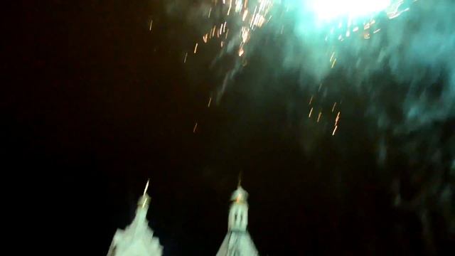 Рождественский салют под звон колоколов! смотреть онлайн