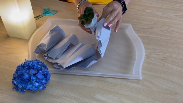 ПОСЫЛКА С ФИАЛКАМИ смотреть онлайн