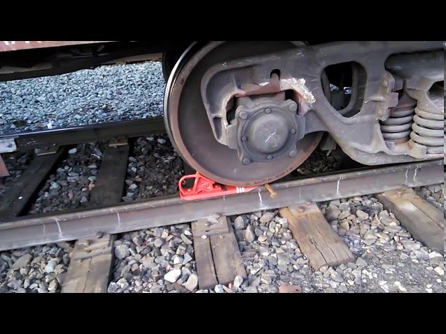 Закрепление одного вагона двумя башмаками с накатом смотреть онлайн