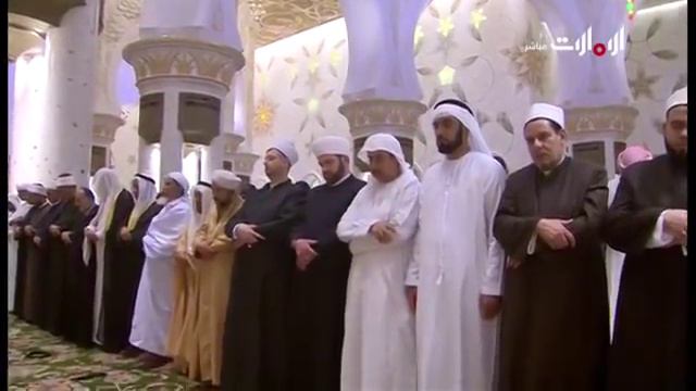 Идрис Абкар таравих намаз 1 день Рамадана 2017 г смотреть онлайн