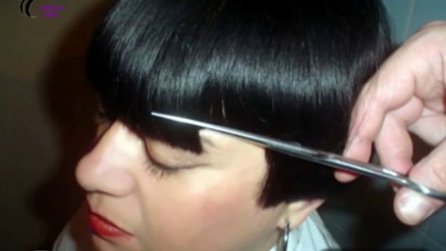 Short Bob - Short Fringe - Nape Shaved - Haircut смотреть онлайн