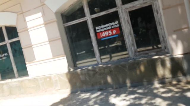 22 - ИДУ ПО УЛ РУЗВЕЛЬТА. МНОГО МАГАЗИНОВ ПОСТРАДАЛО И ПОКА НЕ РАБОТАЮТ смотреть онлайн