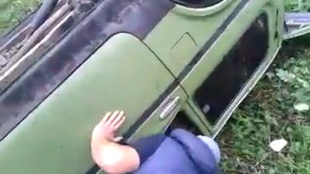 Макс перевернул-таки свою Ниву смотреть онлайн