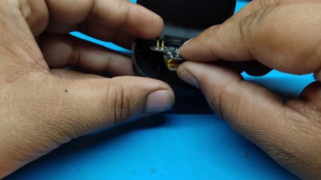 Realme Buds Q TWS Earphone Full Teardown | Disassembly смотреть онлайн
