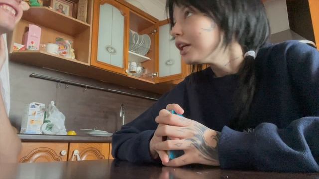 Живу неделю в Москве на 1000 рублей смотреть онлайн