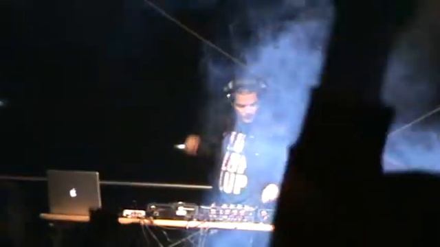 Nik Kmarera in Chisinau .. Megapolis Mall «Everest»event смотреть онлайн