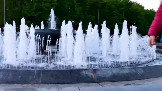 Такая красота в Брянске!!! Весна!!! Курган Бессмертия. смотреть онлайн