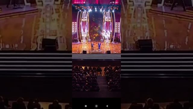 Слушать ВСЕМ! Посвящается ВСЕМ МАМАМ .ОЛЕГ и РОДИОН ГАЗМАНОВЫ поют песню "МАМА" смотреть онлайн