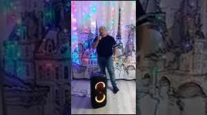 песня «Когда ты на машине при деньгах»