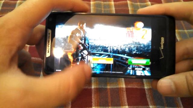 Обзор Motorola Droid Razr M (XT907) смотреть онлайн