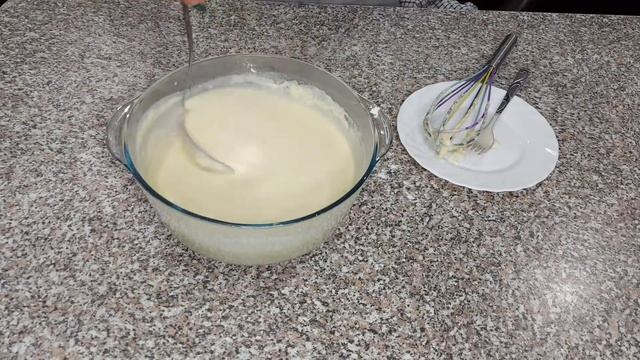 Блины тонкие ажурные на кипятке и кефире дрожжевые/Рецепт блинов смотреть онлайн