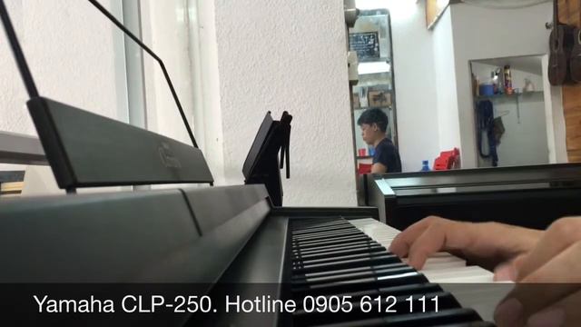 Piano Yamaha CLP-250 смотреть онлайн