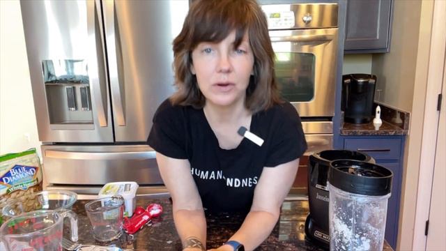 Coaching & Cooking With Lori ** Staying Present & Healthier Almond Joy смотреть онлайн