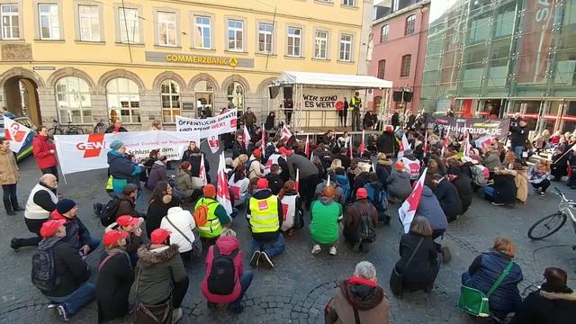 Streik / Забастовка по немецки :) смотреть онлайн