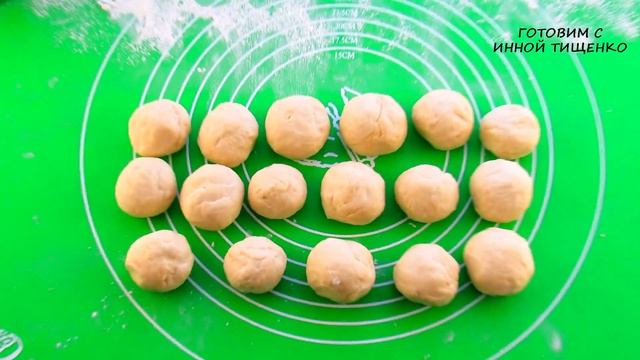 ПАМПУШКИ с ЧЕСНОКОМ! ТЕСТО как ПУХ. Как приготовить пампушки! смотреть онлайн