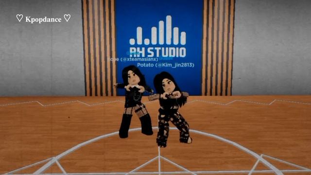 Red Velvet - IRENE & SEULGI "Monster" [Dance Cover Roblox] смотреть онлайн