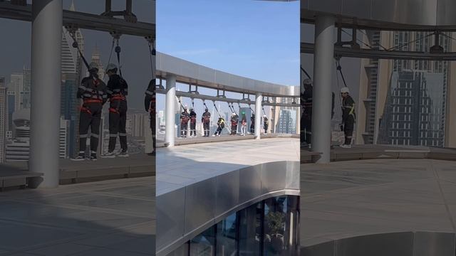 Не боитесь высоты? Экстрим в Дубае. Смотровая площадка и стеклянная горка в Дубае. смотреть онлайн