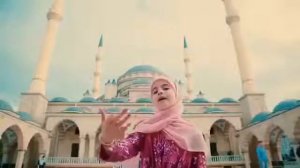 Очень красивый нашид маленькая девушка