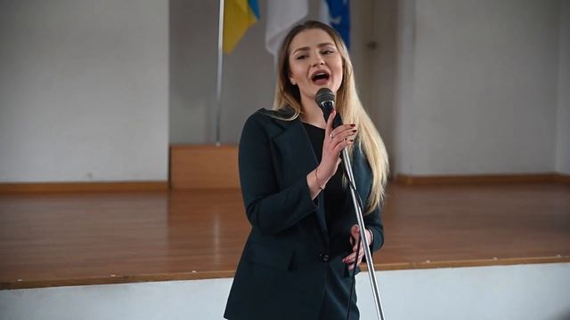 Діана Хаджинова. «КАРДЪАКОМ ТУ ГЛОСА! АНА ДИЛІМ! РІДНА МОВА МОЯ!» смотреть онлайн