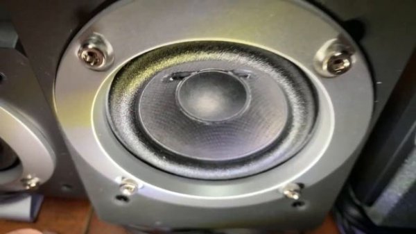 Creative T7900 7.1 Bass Test[4k]