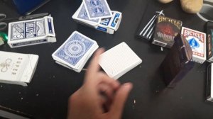 Какие игральные карты выбрать? Bicycle, Bee, Tally-Ho и др.