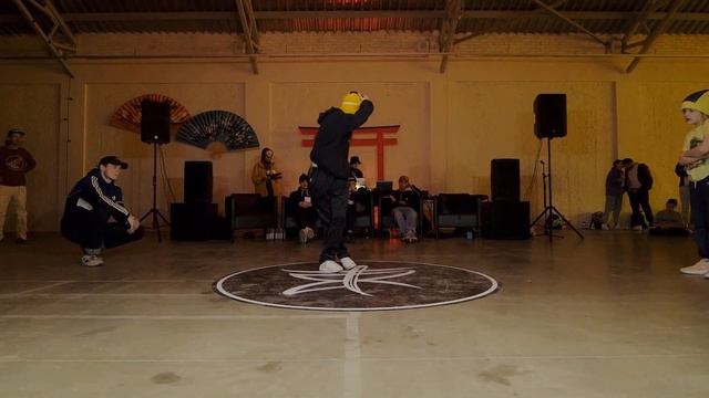 KIDZ (до года) ↔ Round 5 ↔ 1'8 ↔ BREAK RAVE CYPHER #breakrave #bmvideo смотреть онлайн