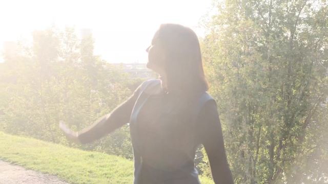 ????Сегодня день рожденья.Автор музыки и слов Лариса Бубнова. смотреть онлайн