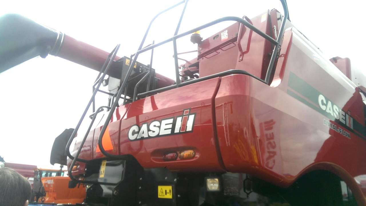 Роторный комбайн Case IH Axial - Flow 6130