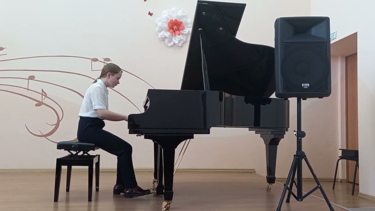 Леонтьева Анна 6 кл., Р.Глиэр "Романс"; М.Парцхаладзе "Этюд" смотреть онлайн