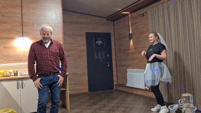 танец жениха и невесты. ( прикол) смотреть онлайн