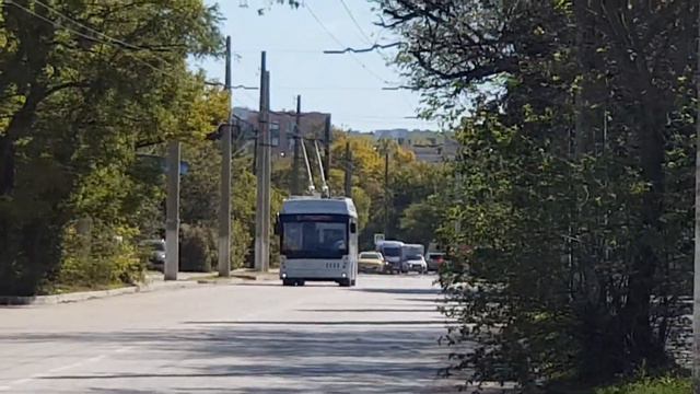 Троллейбус Тролза 5265.03 Мегаполис №1111 до конечная остановка ул.Токарева Севастополь 11.10.2022г смотреть онлайн