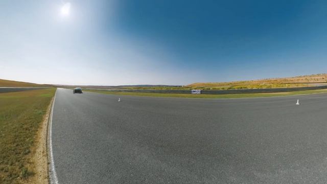 KYB Swerve Test смотреть онлайн