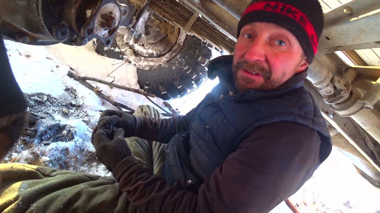 БЫСТРЫЙ РЕМОНТ ГАЗ 66 В ТАЙГЕ ЗИМОЙ В МОРОЗ. смотреть онлайн